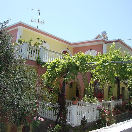 Nikolaou Thomas House Apartment Parga Ngoại thất bức ảnh