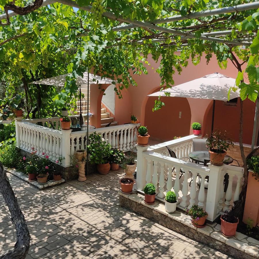 Nikolaou Thomas House Apartment Parga Ngoại thất bức ảnh