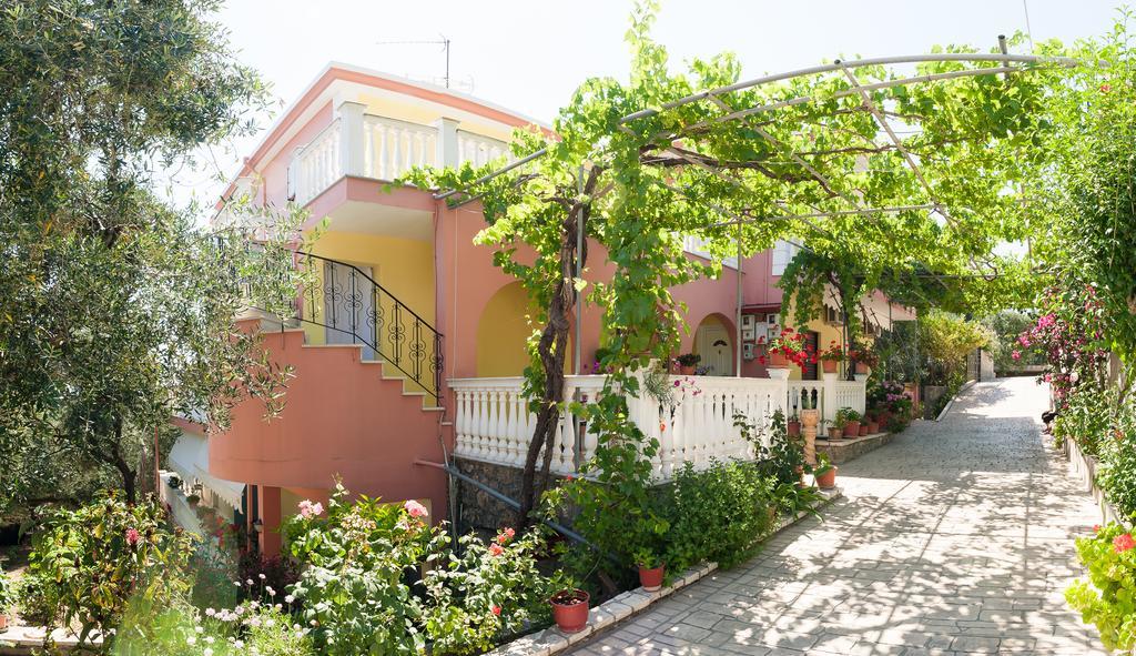 Nikolaou Thomas House Apartment Parga Ngoại thất bức ảnh