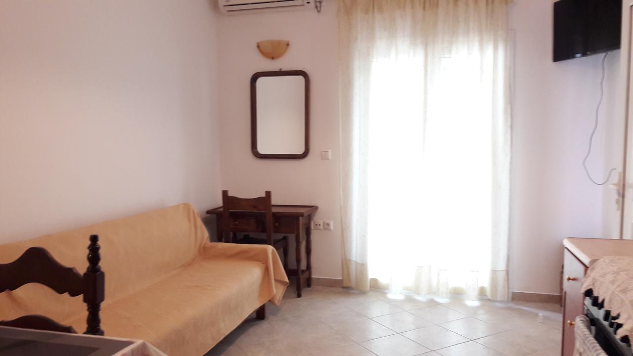 Nikolaou Thomas House Apartment Parga Ngoại thất bức ảnh